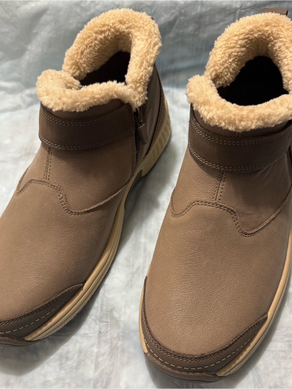 Orthofeet Sienna Women’s Ankle Boots size 11 . New